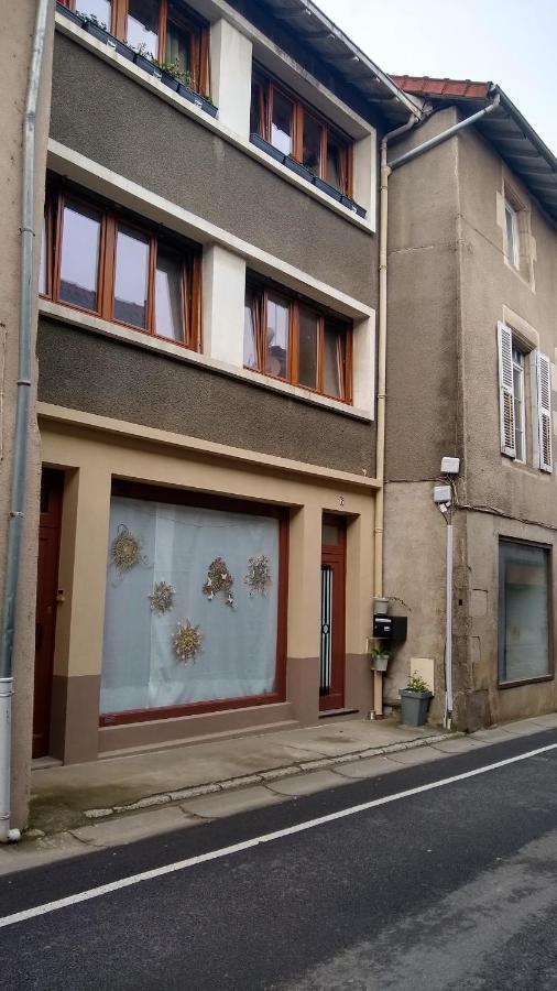 Le Passage Du Faubourg, Agreable T3 En Duplex De 120M2 Daire Saint-Léonard-de-Noblat Dış mekan fotoğraf